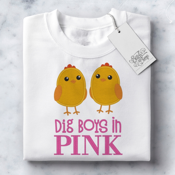 7080 Sayings : Chicks Dig Boys In Pink Applique